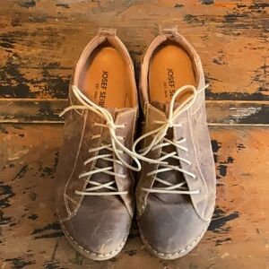 Josef Seibel Women’s Tan Casual Shoes size 40